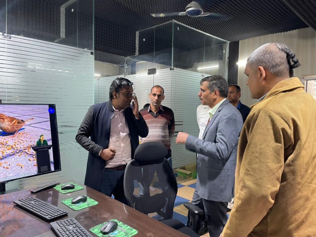 Visit of Shri Mahendra Kumar to Uttarakhand Virtual Studio